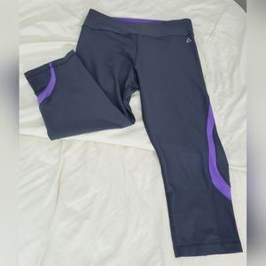 ZUZUZEN Active Gray/Purple Workout Yoga Capri Leggings